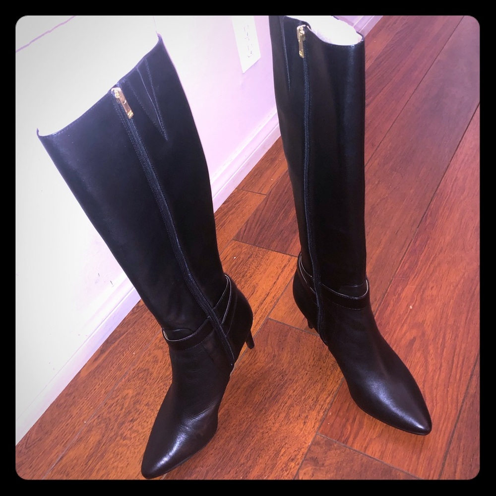 CALVIN KLEIN size 9.5 NEW BOOTS